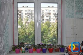 Металопластикові вікна в квартирах будинків типу сталінка